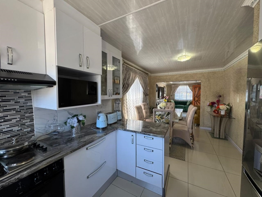 3 Bedroom Property for Sale in Amalinda Eastern Cape